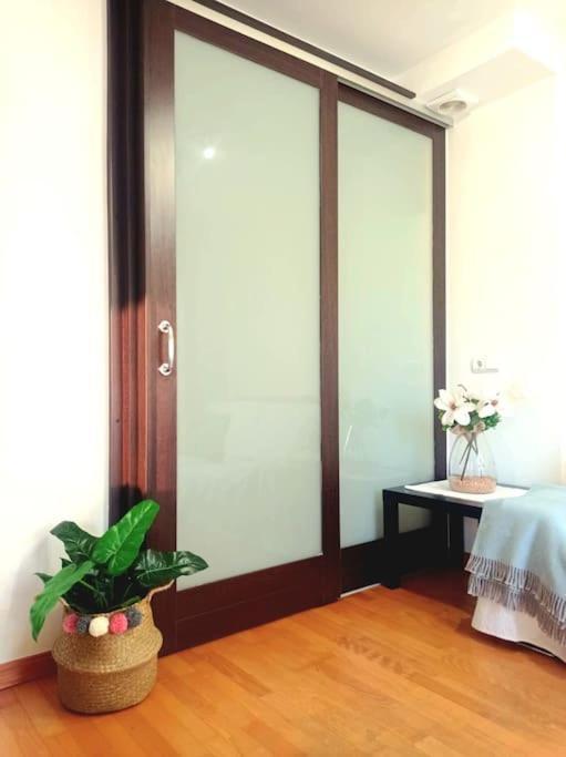 Acogedor Apartamento Con Piscina Y Garaje Apartment Huesca Luaran gambar